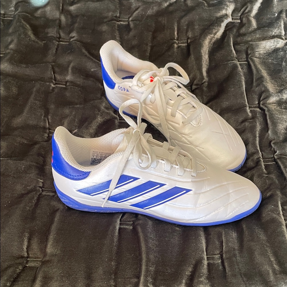 Adidas Kids Indoor Soccer Shoe - White and Blue